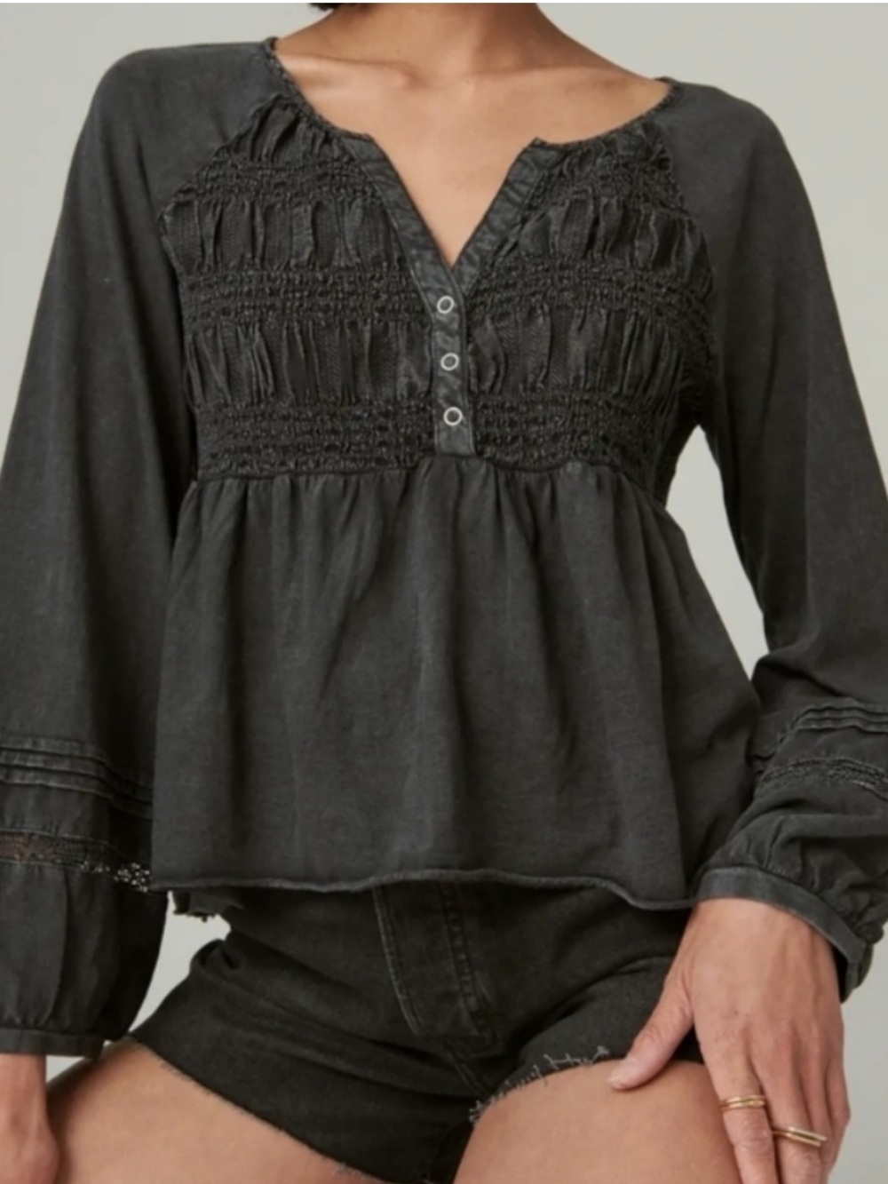 Lucky Brand Charcoal Cotton
Textured Babydoll Smocked Small
Blouse